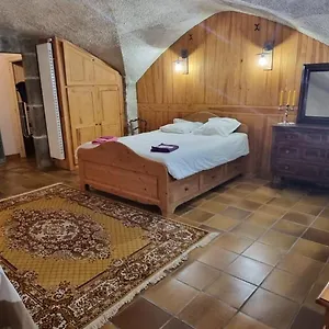 Maison Au Loup - Superbe Ancien Particulier Du Xvie Siecle Au Coeur De La Vieille Du Puy Le Puy-en-Velay